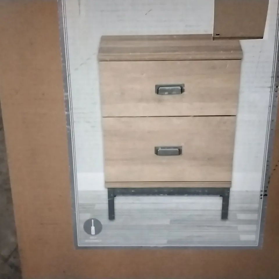 BOXED FULTON 2 DRAWER BEDSIDE PINE 