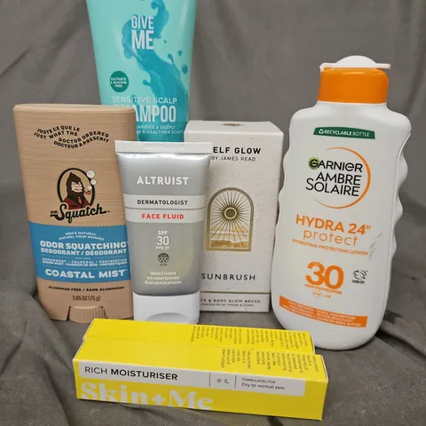 APPROXIMATEY 20 HEALTH AND BEAUTY PRODUCTS TO INCLUD - GIVE ME SHAMPOO - GARNIER HYDRA 24 - ALTRUIST- ETC