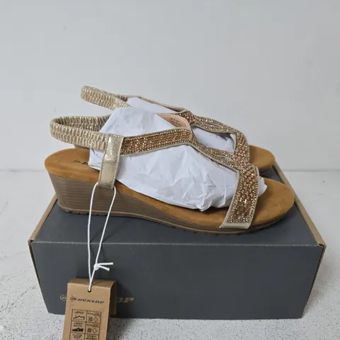 BOXED PAIR OF DUNLOP VERONA SANDALS IN LIGHT GOLD - UK 8