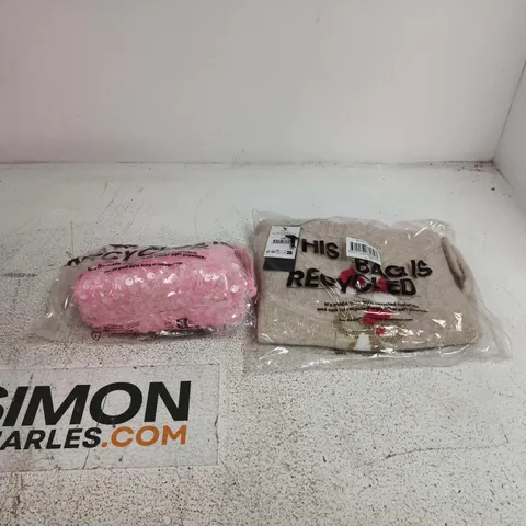 BOX OF APPROXIMATELY 15 ASSORTED CLOTHING ITEMS TO INCLUDE SAM SOFT KNIT JUMPER XMAS ETC