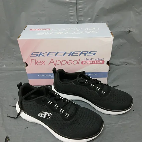 BOXED PAIR OF SKECHERS FLEX APPEAL LACE UP WOMENS TRAINERS UK 7