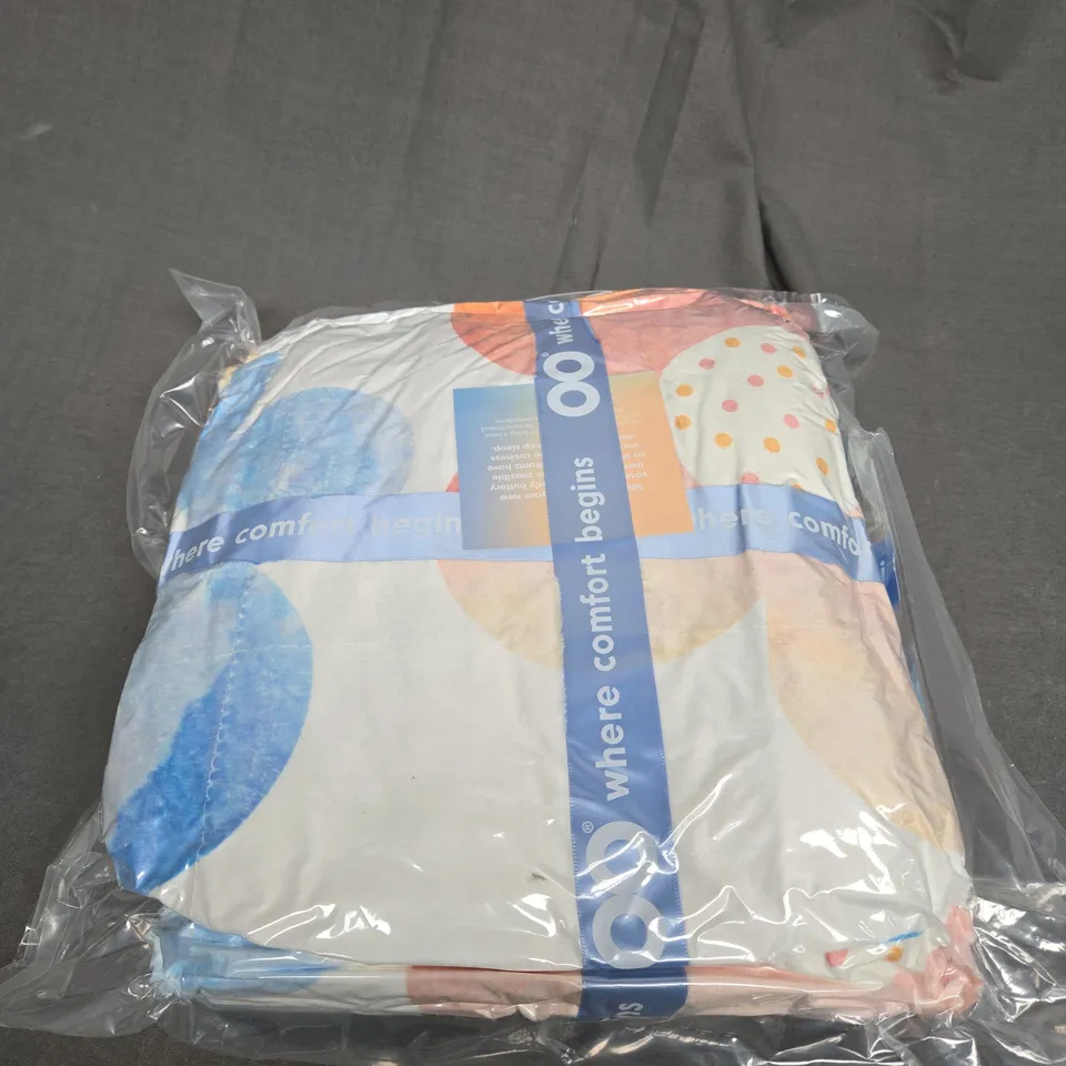 SEALED OODIE HOODED OVERSIZED BLANKET 