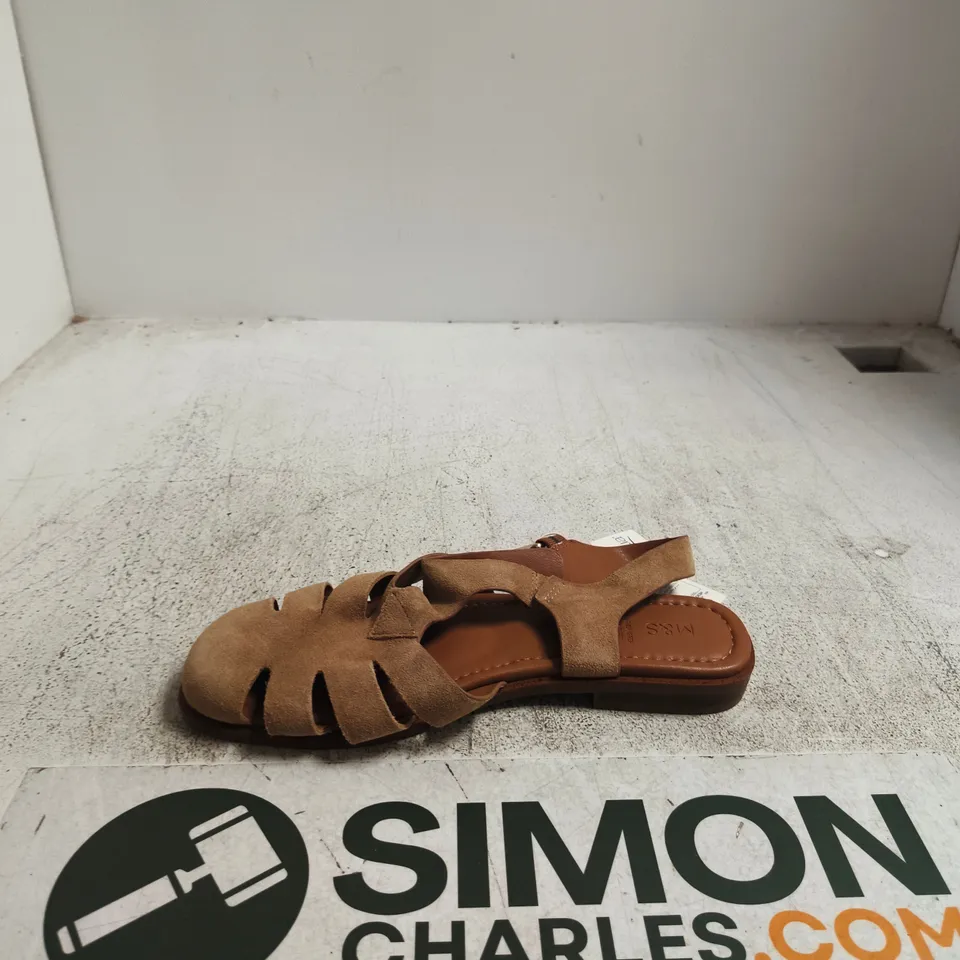 M&S WOMEN'S SUEDE CROSS-STRAP SANDALS – UK SIZE 6
