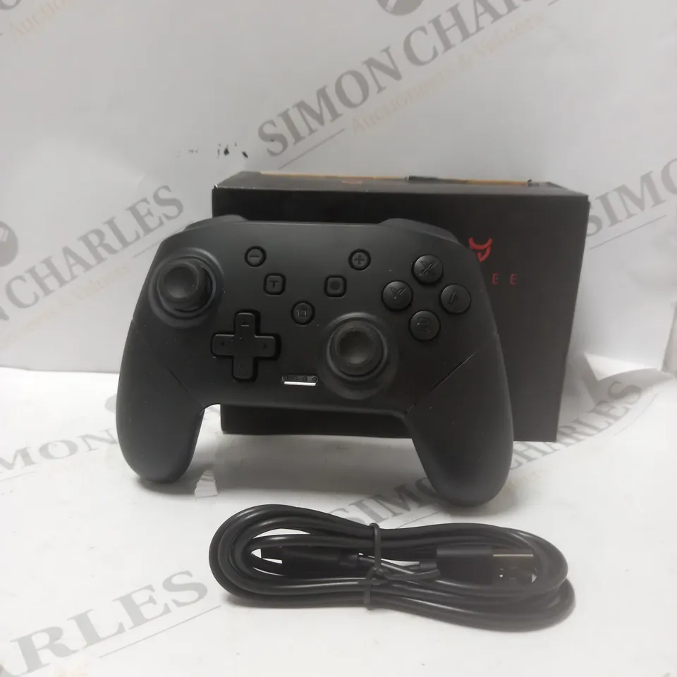 VOYEE GAMING CONTROLLER