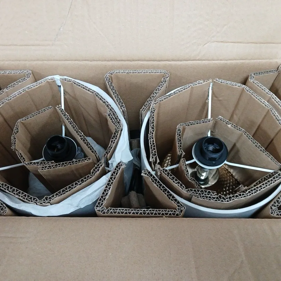 HAMMER METAL TOUCH TABLE LAMPS – SET OF 2, WHITE/GOLD