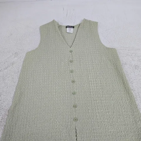 KIM & CO WOMEN'S SLEEVELESS KNIT VEST, OLIVE GREEN, SIZE S/P (SMALL/PETITE) – MADE IN CANADA