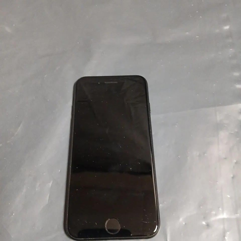 APPLE IPHONE SE – BLACK, HANDSET WITH ORIGINAL BOX 