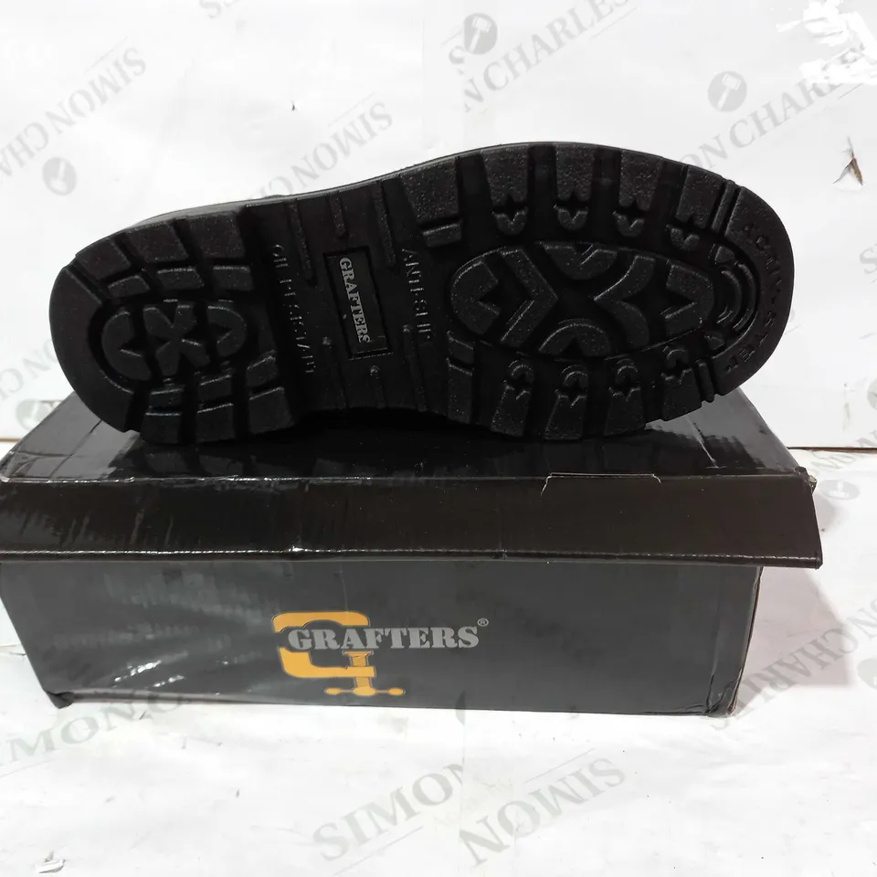 BOXED PAIR OF GRAFTERS GRINDER SAFETY BOOTS IN BLACK UK SIZE 9
