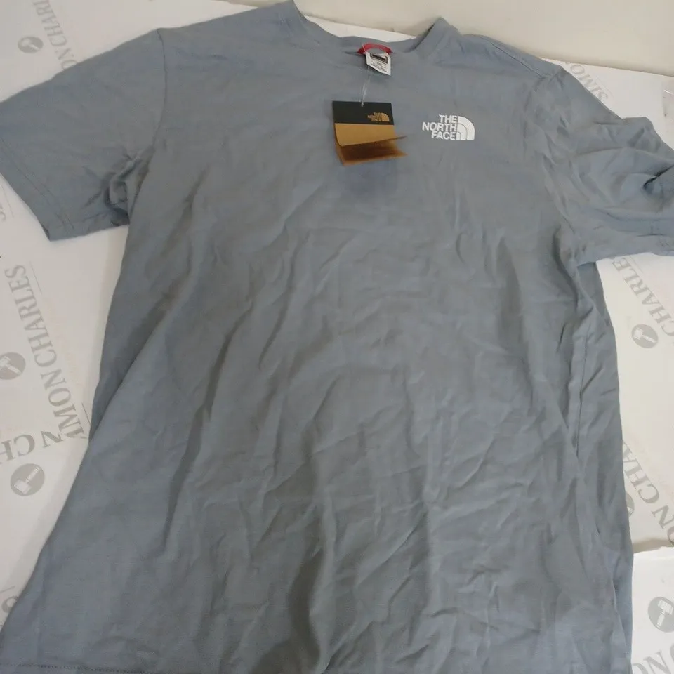 THE NORTH FACE HALF DOME PHOTO TEE SIZE M 
