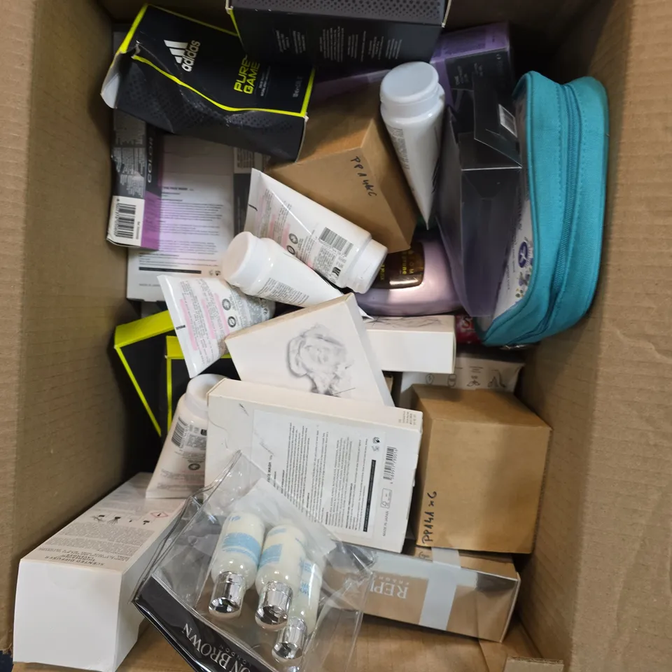 APPROXIMATELY 20 ASSORTED HEALTH & BEAUTY PRODUCTS TO INCLUDE ADIDAS AFTERSHAVE, RIO RADIANCE, COLOUR EXCEL ETC
