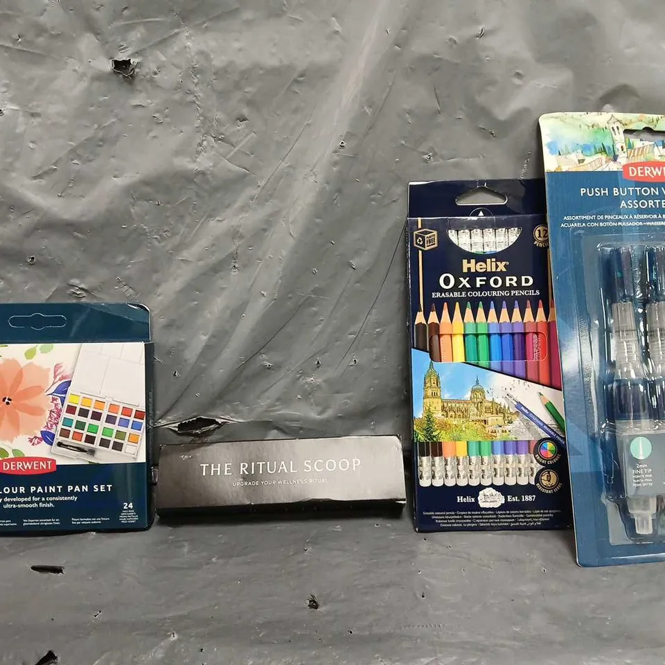 BOX OF APPROXIMATELY 15 ASSORTED ITEMS TO INCLUDE - PUSH BUTTON WATERBRUSH SET , HELIX PENCILS ,THE RITUAL SCOOP ETC