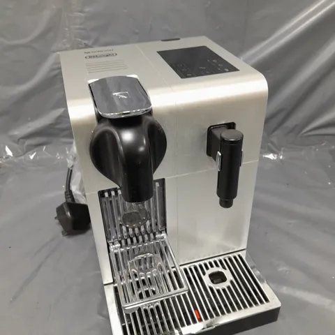 BOXED NESPRESSO EN750.MB LATTISSIMA PRO