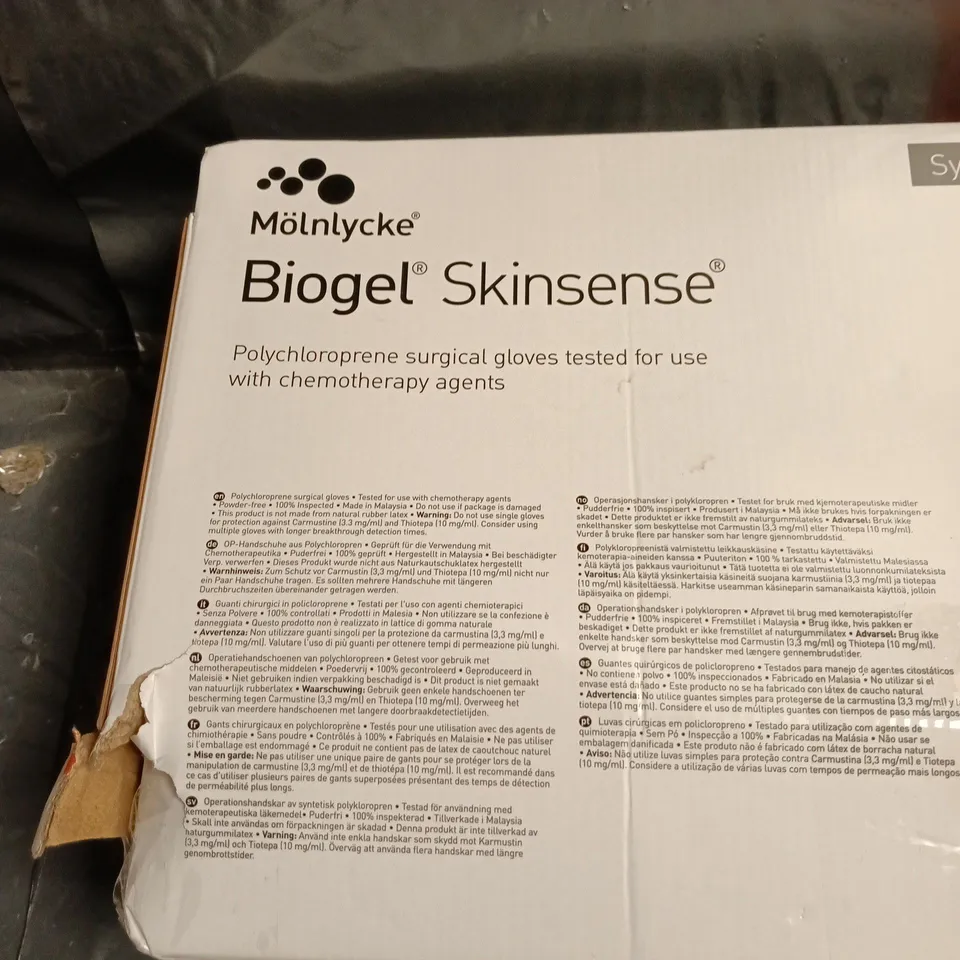 APPROXIMATELY 30 X MÖLNLYCKE BIOGEL SKINSENSE SURGICAL GLOVES – BOXED. SIZE 7 1/2