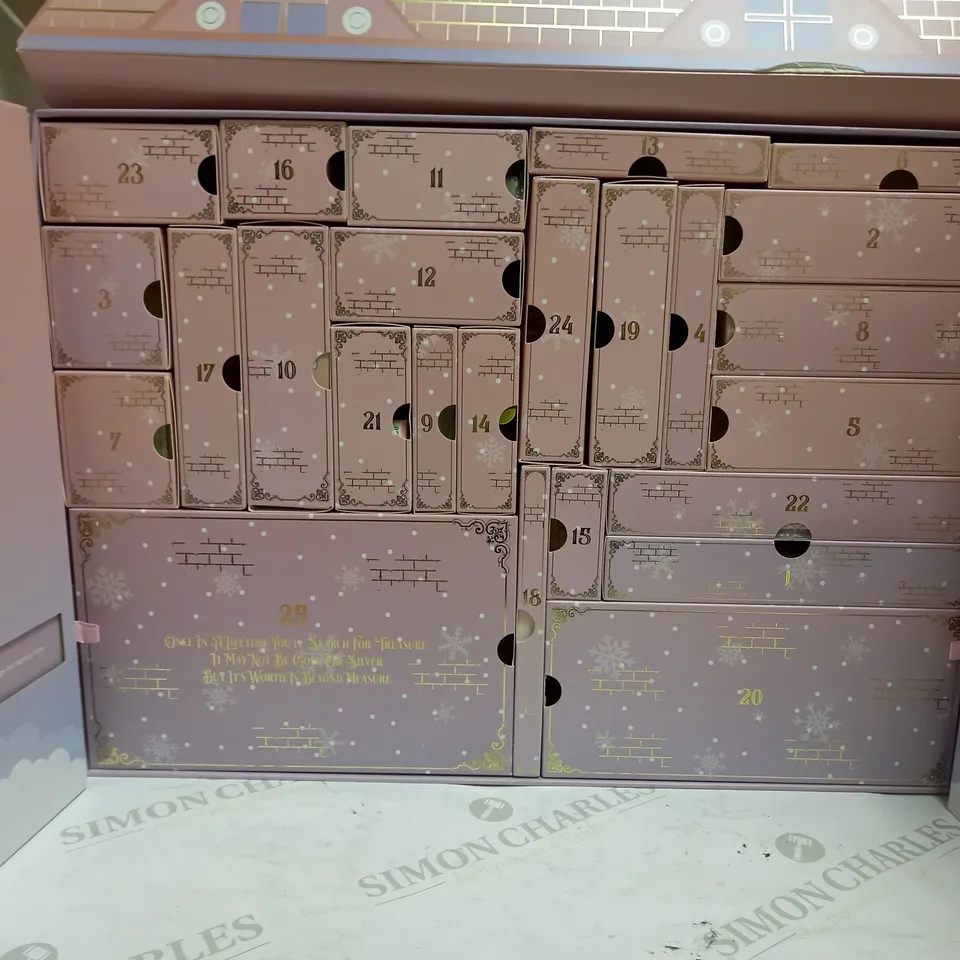 P.LOUISE MAGIC IN THE MEMORIES ADVENT CALENDAR 