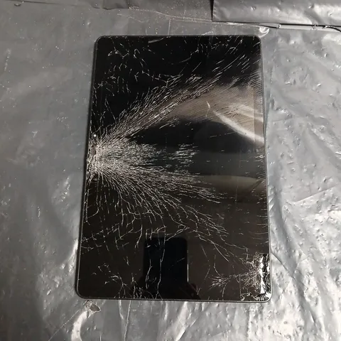 SAMSUNG TAB A9+ SM-X216B - GREY, CRACKED SCREEN