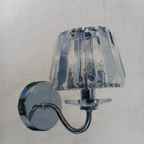 LAURA ASHLEY CAPRI WALL LIGHT