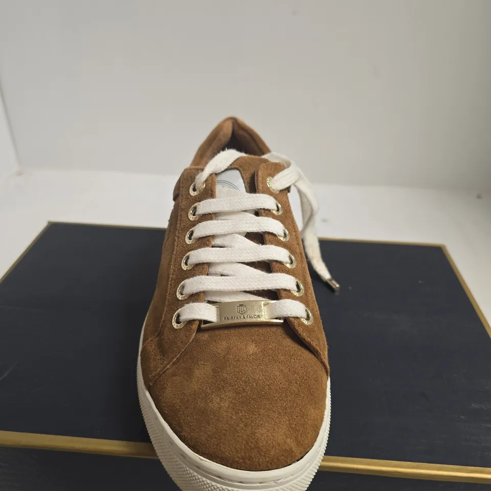 BOXED PAIR OF FAIRFAX & FAVOR RICHMOND TRAINER TAN SUEDE – UK 38