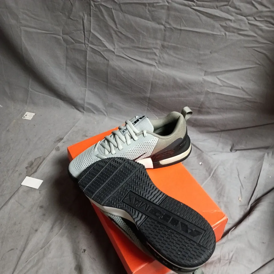 NIKE AIR MAX ALPHA TRAINER 6 SHOES – LIGHT SILVER/ANTHRACITE, UK 6 (US 7) MEN