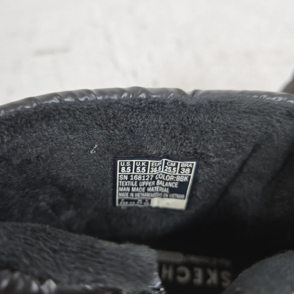 SKECHERS BLACK QUILTED PADDED WINTER BOOTS – UK 5.5 (US 8.5)