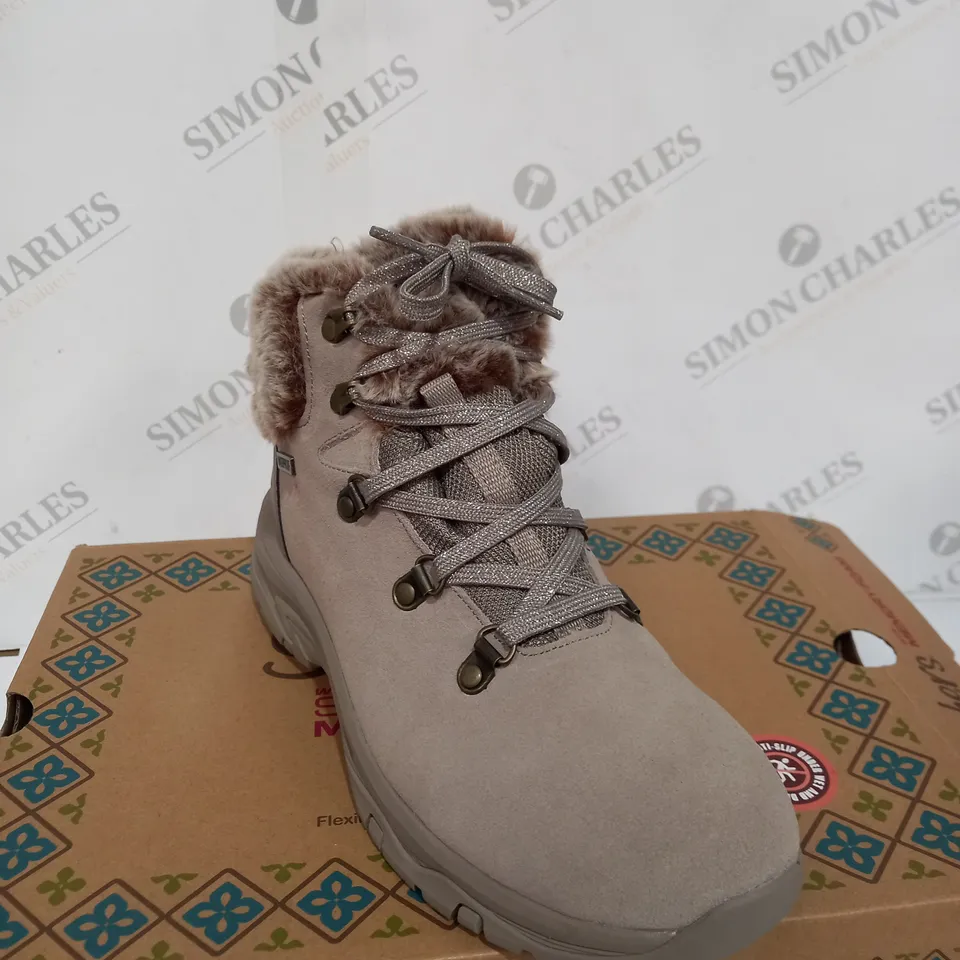 SKECHERS TREGO LACE UP FAUX FUR CUFF WATERPROOF BOOT