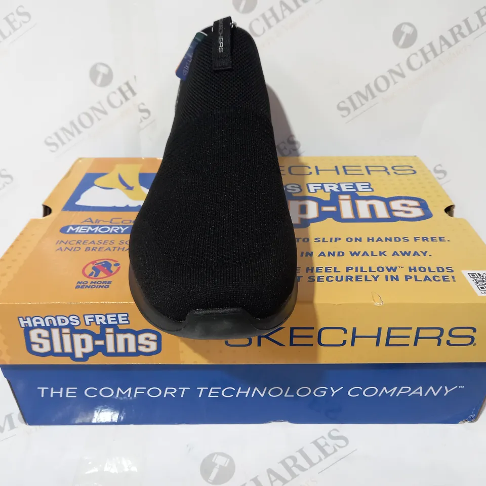BOXED PAIR OF SKECHERS SLIP-INS SLIP-ON SHOES IN BLACK UK SIZE 11
