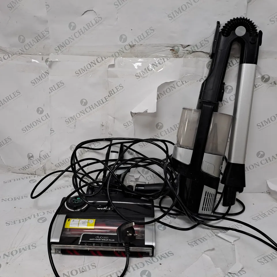 SHARK STRATOS ANTI HAIR WRAP PET PRO VACUUM CLEANER HZ3000UKT