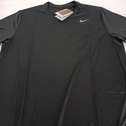 NIKE BLACK DRI-FIT TRAINING TOP – SIZE XL