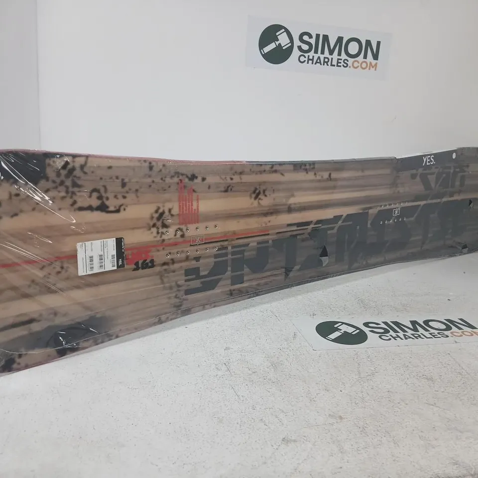 YES OPTIMISTIC SNOWBOARD 161 CM – BRAND NEW IN PLASTIC WRAP