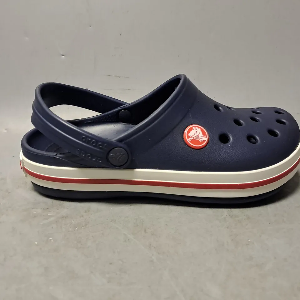 CROCS CROCBAND CLOG KIDS IN NAVY - SIZE UK C13