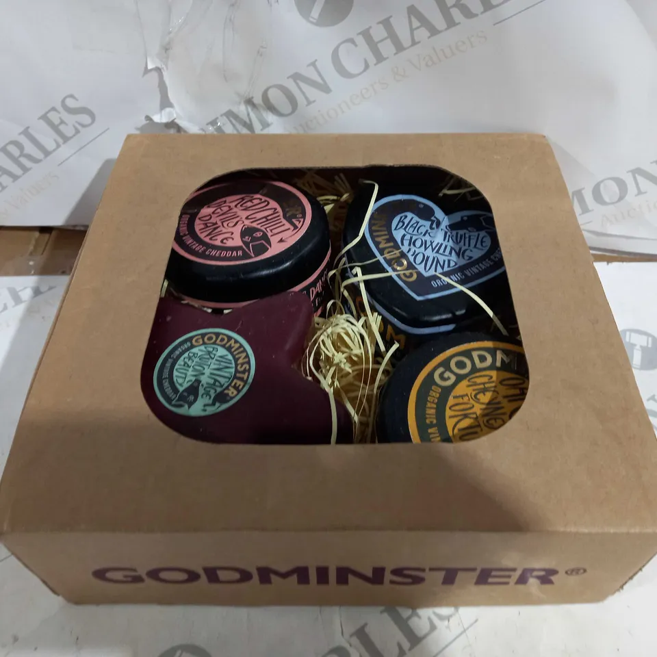 GOODMINSTER BOX OF ASSORTED VINTAGE CHEDDAR CHEESE