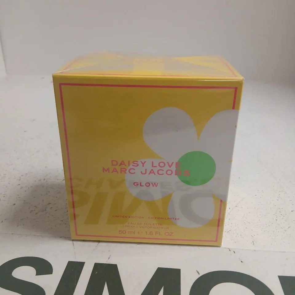 BOXED AND SEALED DAISY LOVE MARC JACOBS GLOW LIMITED EDITION EAU DE TOILETTE 50ML