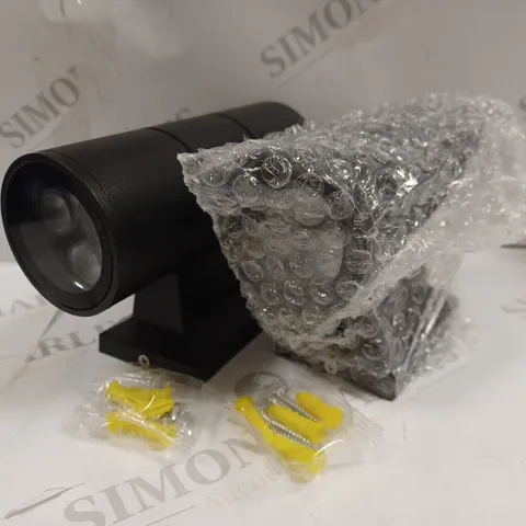 BOXED PACK OF 2 IP65 LED OUTDOOR WALL LIGHTS