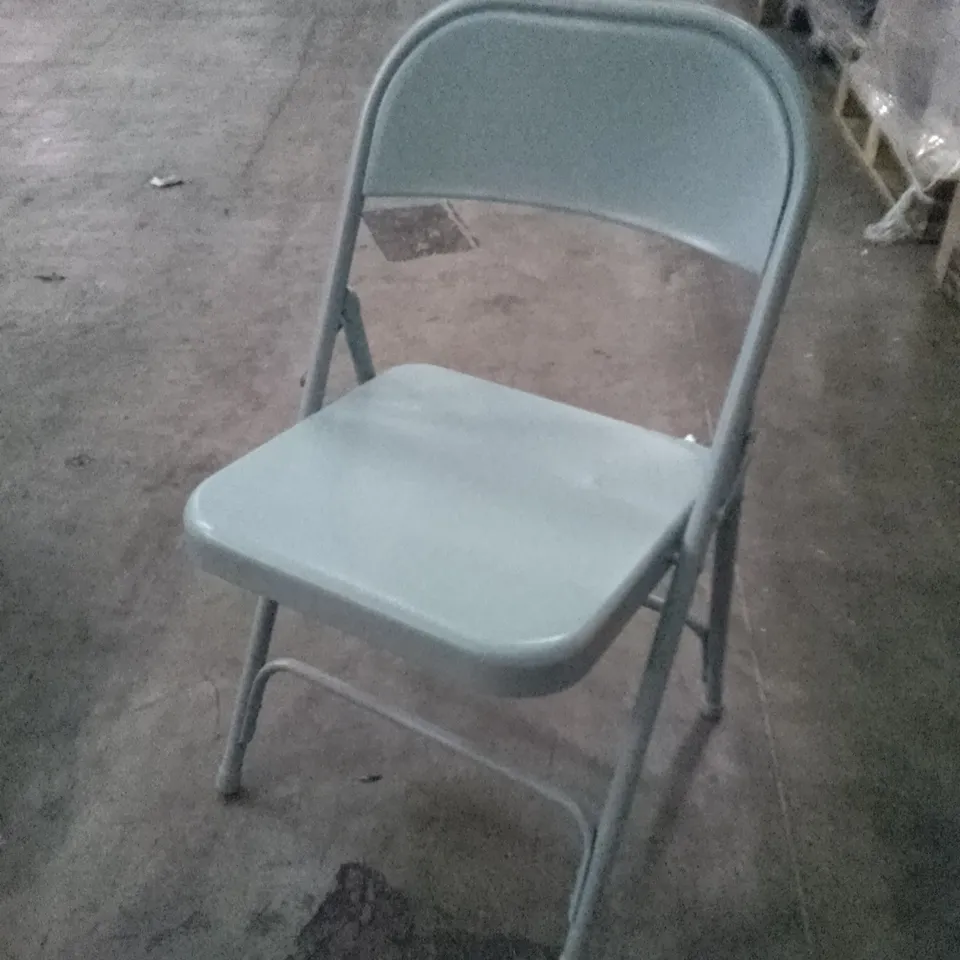 LASANA METAL FOLDING CHAIR