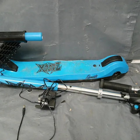 BOXED XOOTZ ELEMENTS ELECTRIC SCOOTER - BLUE