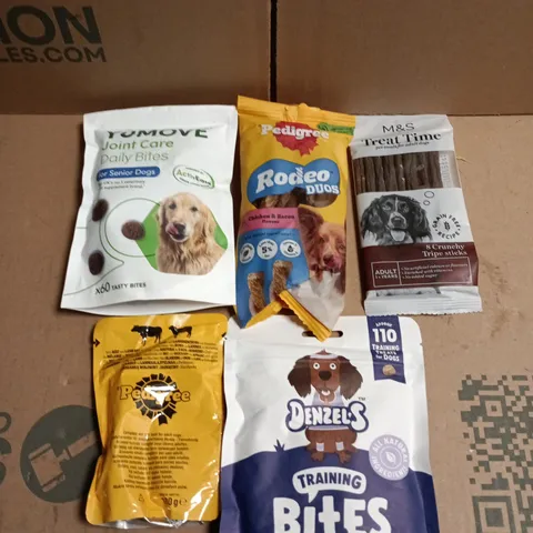 APPROXIMATELY 20 ASSORTED DOG FOOD PRODUCTS TO INCLUDE TREATS, TWISTS, MEAL CANS ETC 