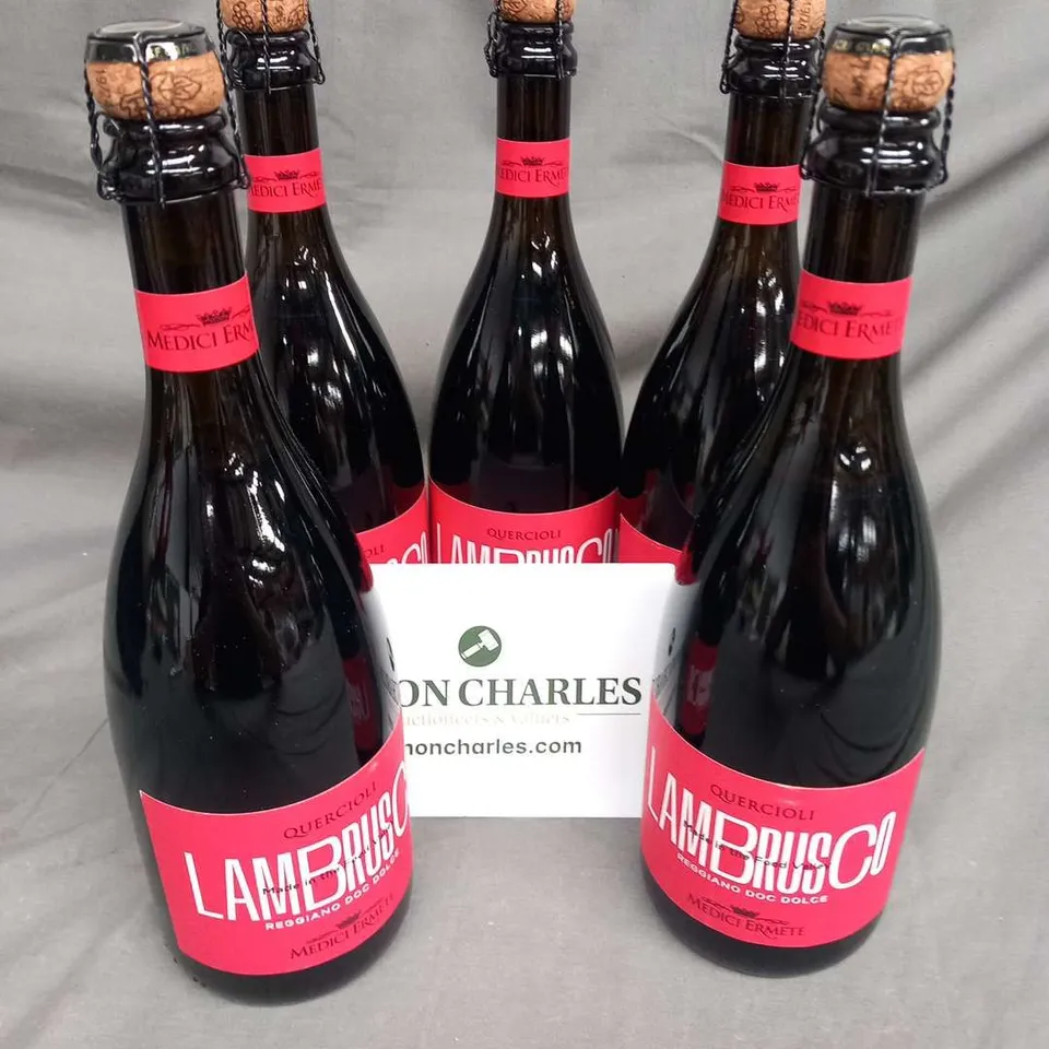 SIX BOTTLES OF QUERCIOLI LAMBRUSCO REGGIANO DOC DOLCE MEDICI ERMETE 8.5% 750ML