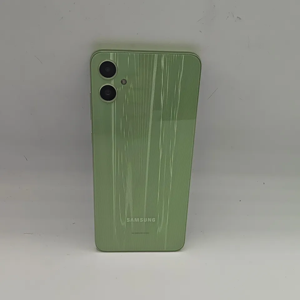 BOXED SAMSUNG GALAXY A05 4/128GB IN LIGHT GREEN - SM-A055F