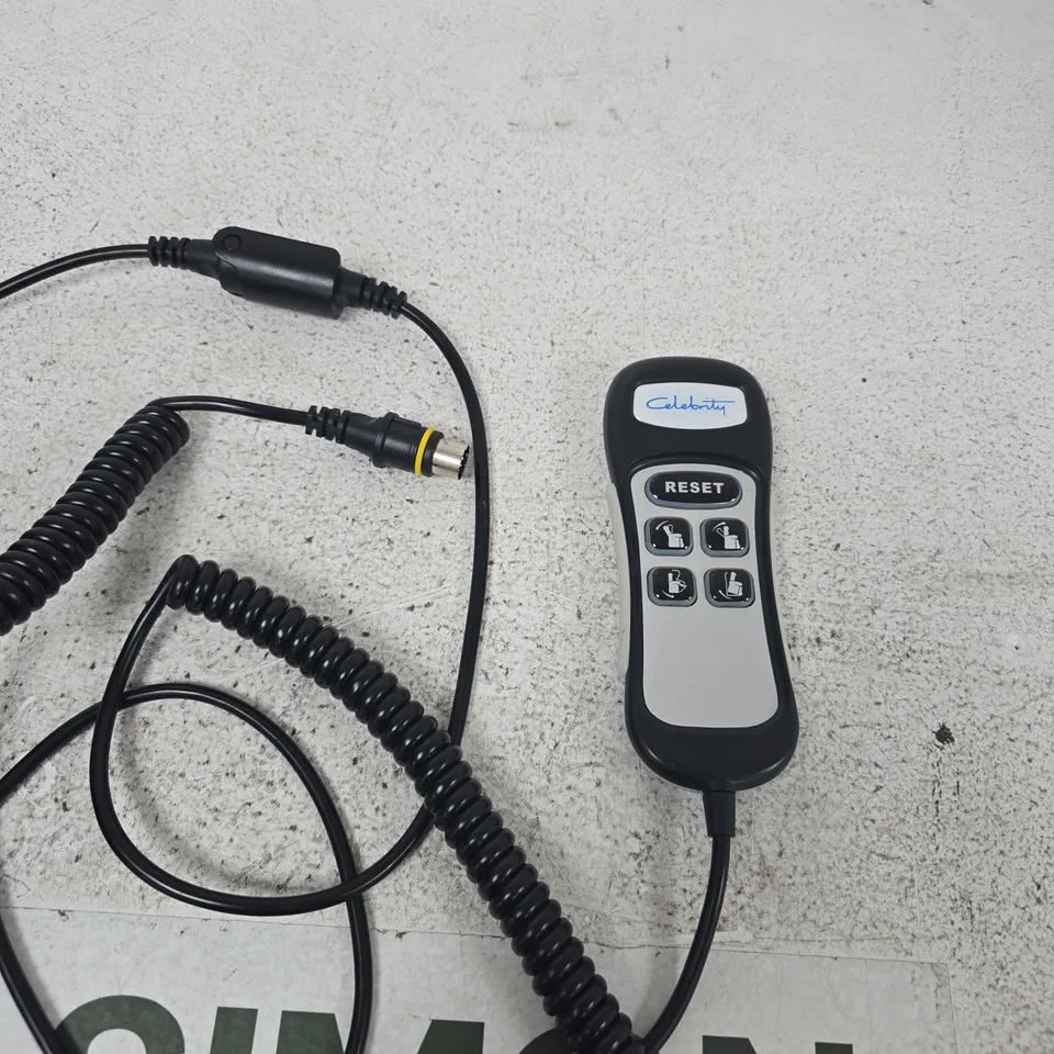 CELEBRITY REMOTE CONTROL WITH COILED CABLE – TH27-2039-001