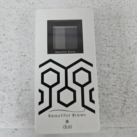 BEAUTIFUL BROWS DUO BROW KIT – BROW POWDER & HIGHLIGHT