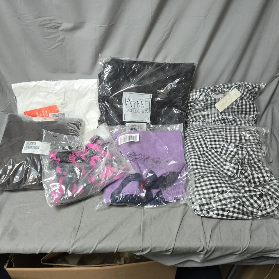 7 ASSORTED ITEMS OF WOMENS CLOTHING INCLUDING BRANDS DANNI MINOGUE/WYNNE COLLECTION/BEN DE LISI