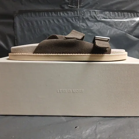 BOXED PAIR OF ARNE SUEDE SANDALS IN TAUPE SIZE UK 8