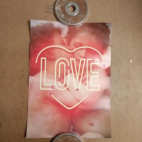 BOX OF APPROXIMATELY 25 ASSORTED ART PRINTS AND POSTERS