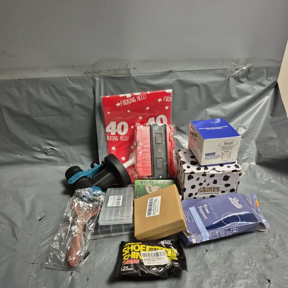 APPROXIMATELY 15 ASSORTED HOUSEHOLD ITEMS TO INCLUDE EVERYDAY KNEE SUPPORT SLEEVE, BRITANIUM LOCK, SHOE SHINE WIPES, ETC