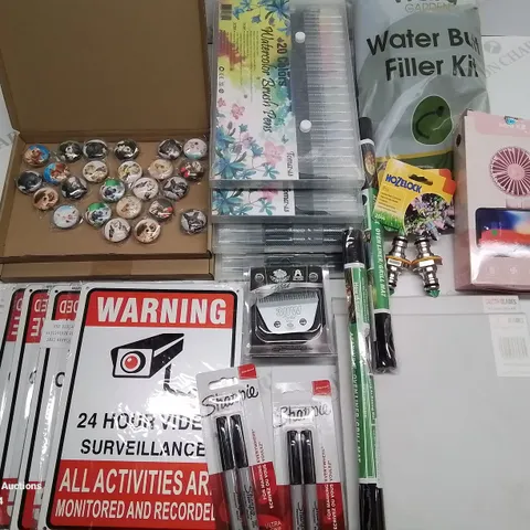 LOT OF APPROXIMATELY 50 BRAND NEW HOMEWARE ITEMS TO INCLUDE WATER BUTT FILLER KITS, HANDHELD FAN AND HOZELOCK MALE CONNECTORS