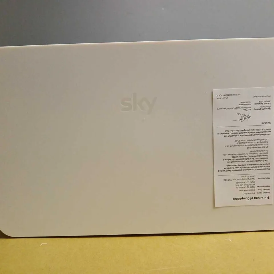 BOXED SKY BROADBAND WIFI MAX HUB SR213 DUAL BAND WI-FI 6 WIRELESS MODEM ROUTER