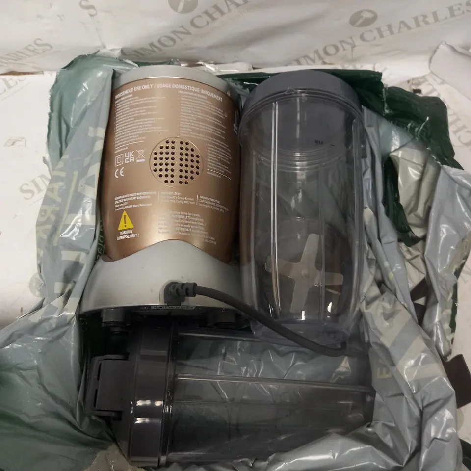NUTRIBULLET 900W BLENDER CHAMPAGNE MULTI-FUNCTION SMOOTHIE MAKER
