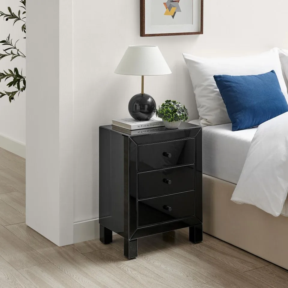 BOXED LEXI 3 DRAWER BLACK MIRRORED BEDSIDE TABLE (1 BOX)