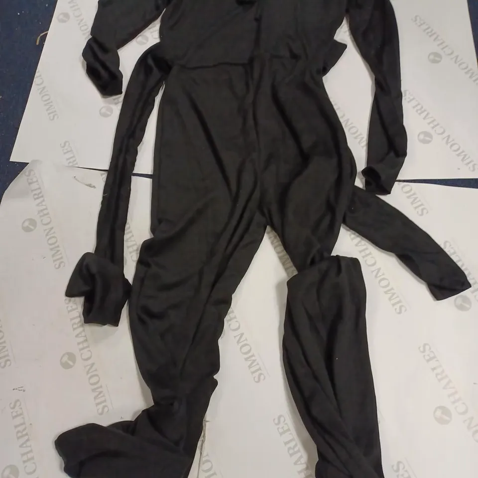 MISSGUIDED BELTED LONG SLEEVE JUMPSUIT IN BLACK - UK 10