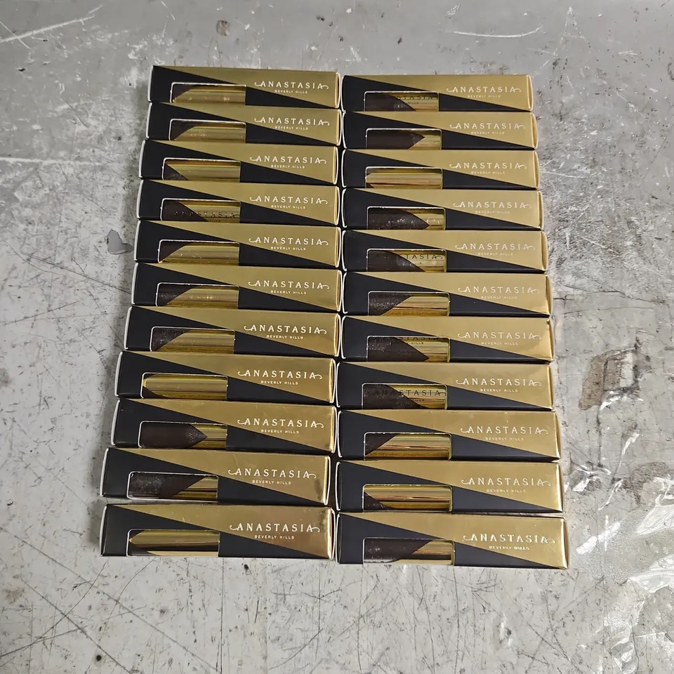 APPROXIMATELY 20 ANASTASIA DIPBROW GELS IN EBONY 2.2G