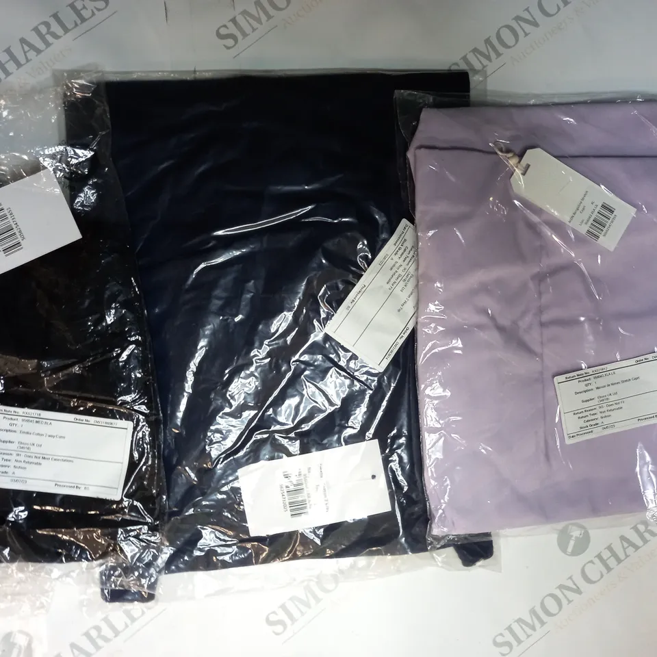 APPROXIMATELY 5 ASSORTED CLOTHING ITEMS IN VARIOUS STYLES AND SIZES
